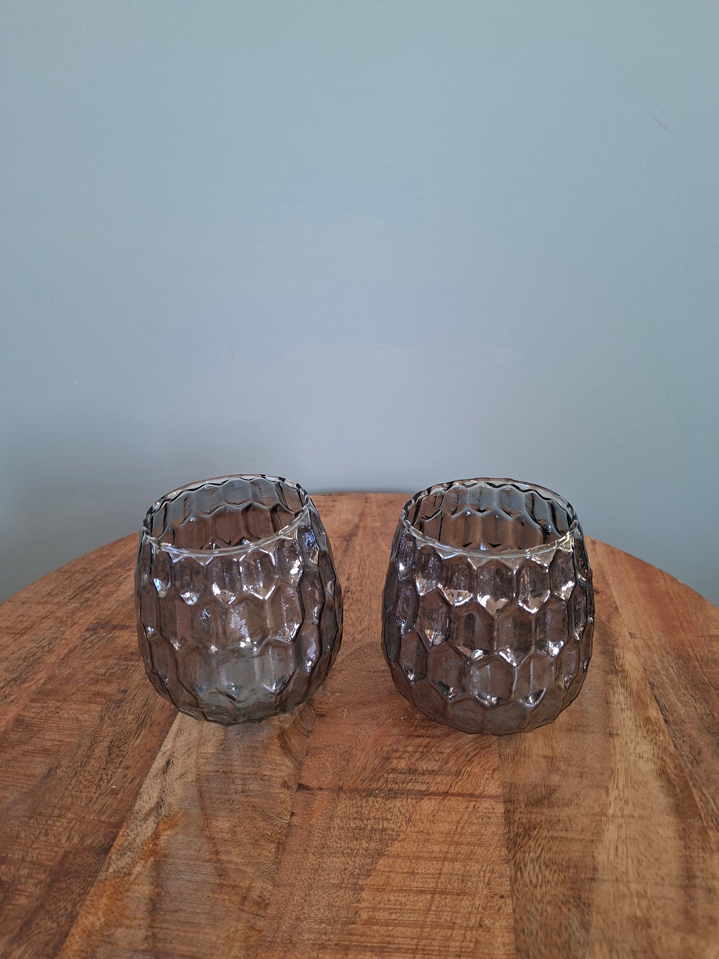 Set van 2 glazen theelichthouders 10x10 cm – stijlvol en sfeervol woonaccent