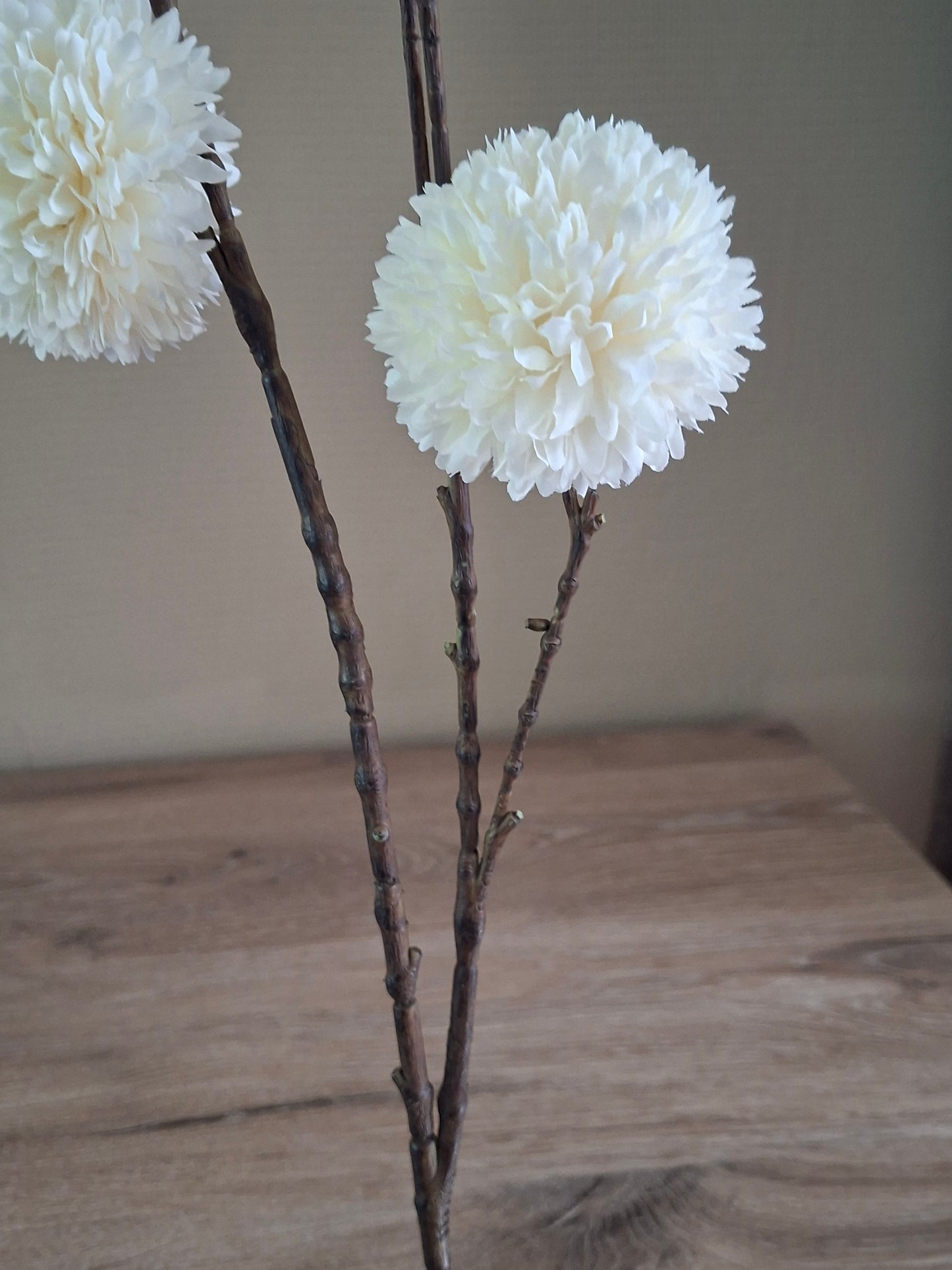 Pompom Spray – Burgundy, Wit & Light Purple | Decoratieve Kunsttak | 98 cm