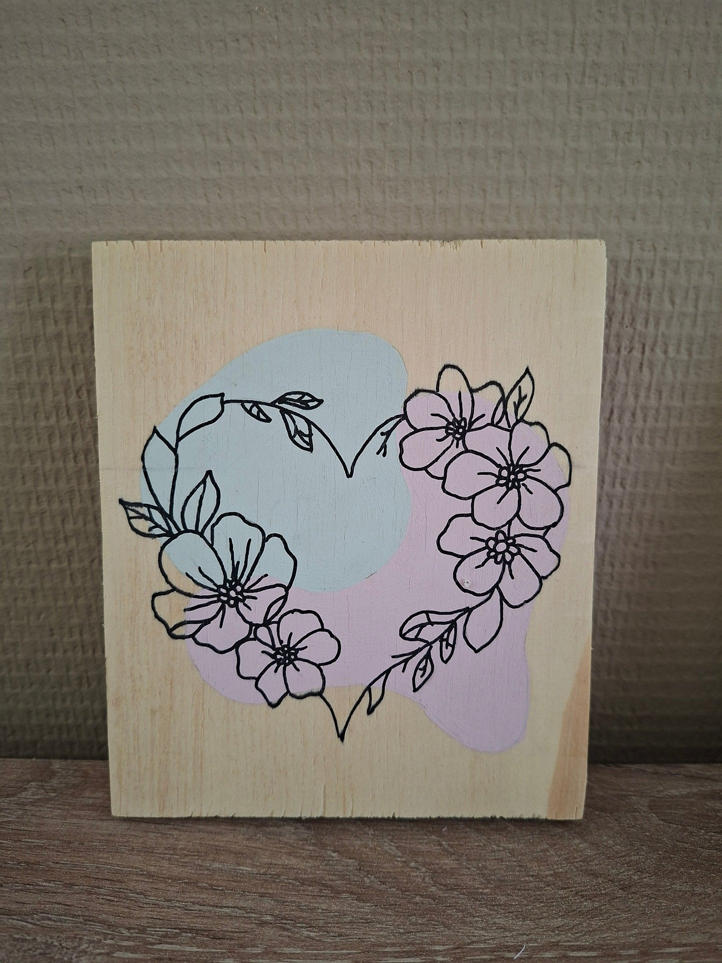 Handgemaakt Houten Kunstwerk – Hart van Bloemen | Lijntekening