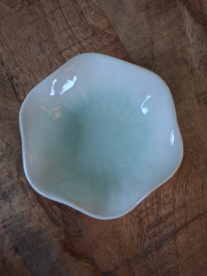 Bloemvormige schaaltjes – sfeervol, kleurrijk en veelzijdig woonaccessoire