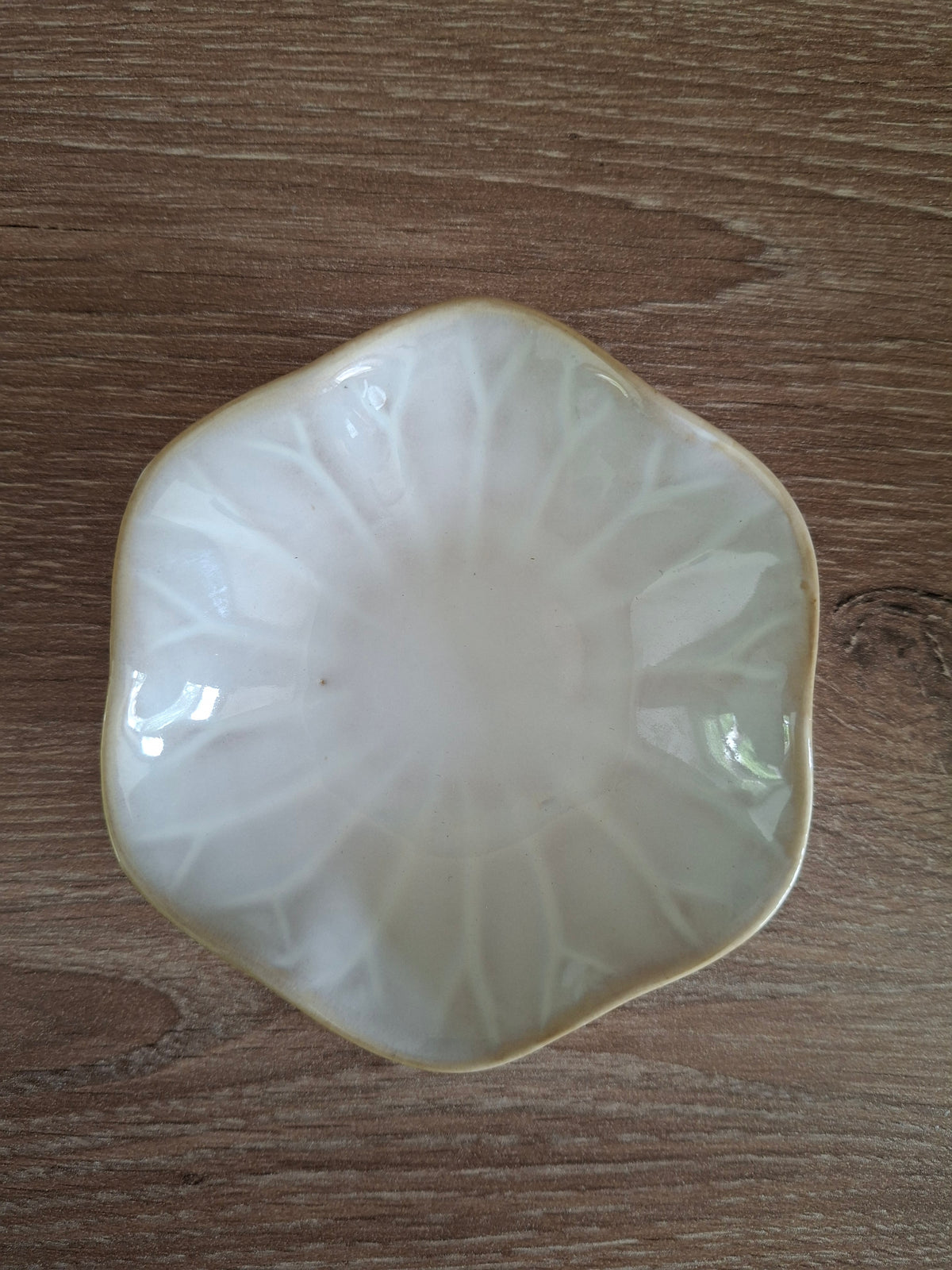 Bloemvormige Schaaltjes – Decoratief Schaaltje voor Amberblokjes, Sieraden & Woondecoratie