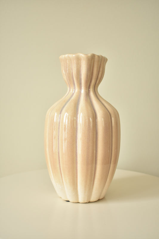 Vaas keramiek offwhite – L13,5 x B13,5 x H25 cm