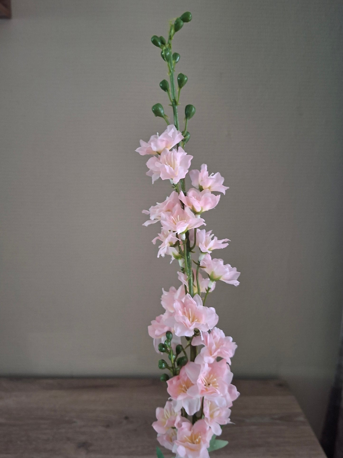 Delphinium Kunstbloem – Crème, Roze & Fuchsia | Decoratieve Bloementak | H78 cm