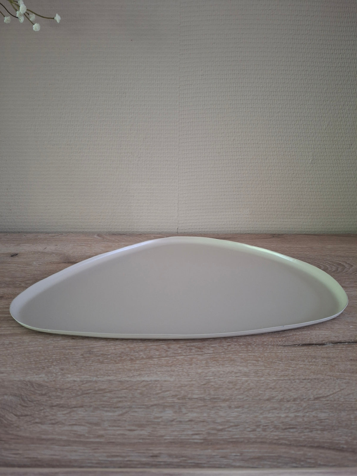 Organische metalen tray – sand marble, L28 x B39 cm