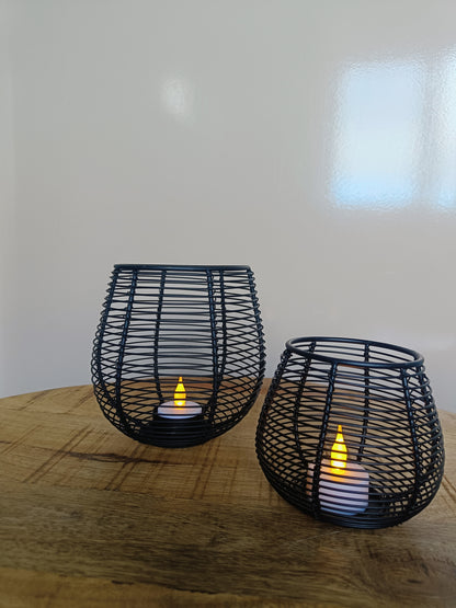 Setje zwarte metalen lantaarns – 2 stuks