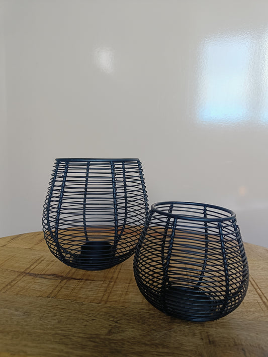 Setje zwarte metalen lantaarns – 2 stuks