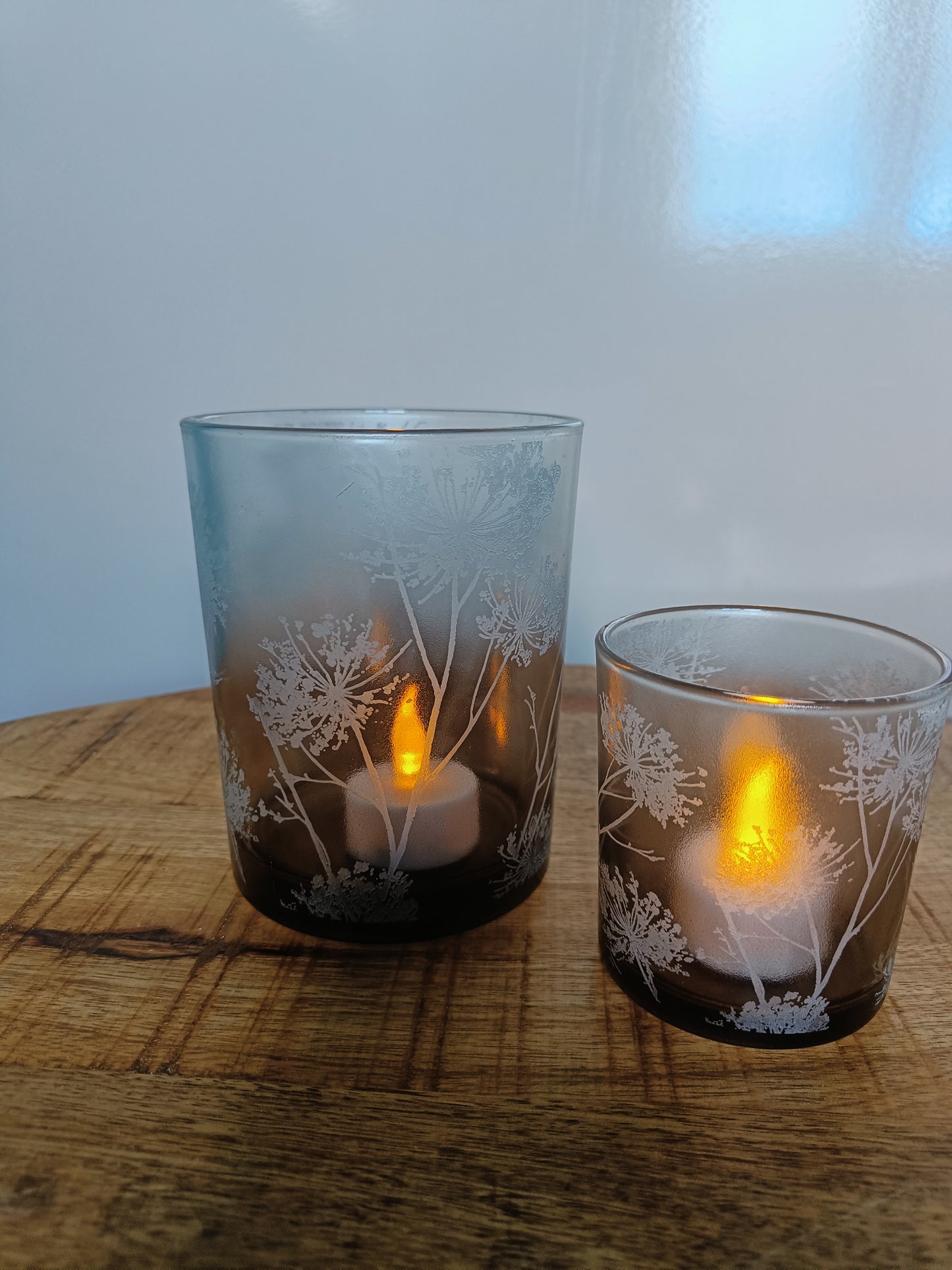 Setje waxinelichthouders glas met bloemenpatroon – 2 stuks