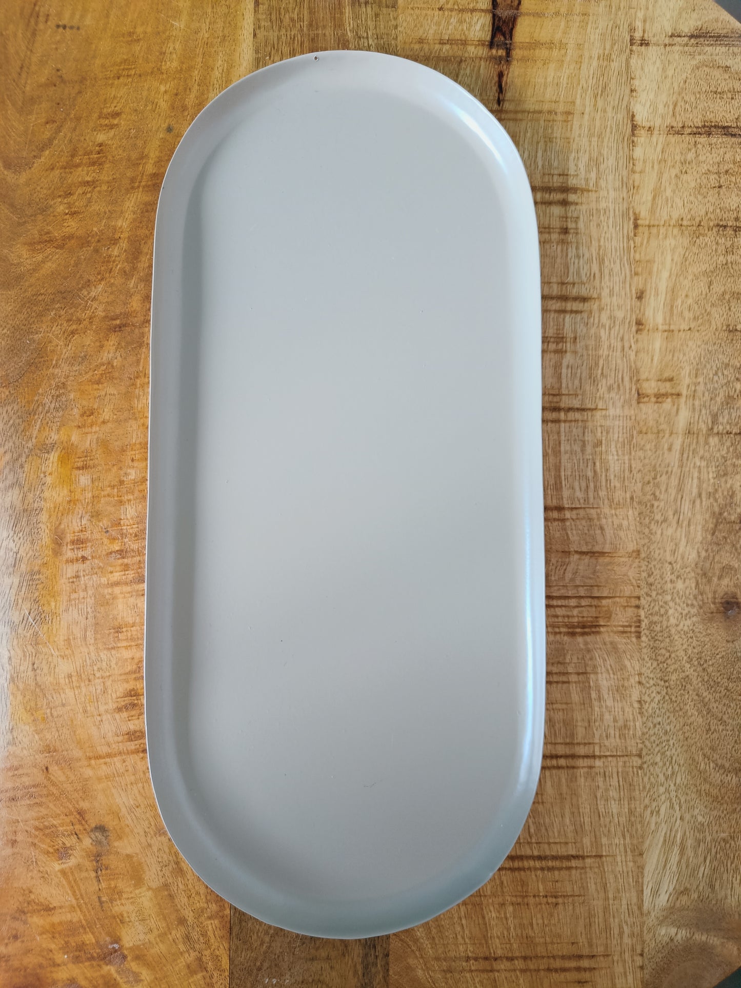 Metalen Dienblad Ovaal – Sand – 40 x 17 x 2 cm