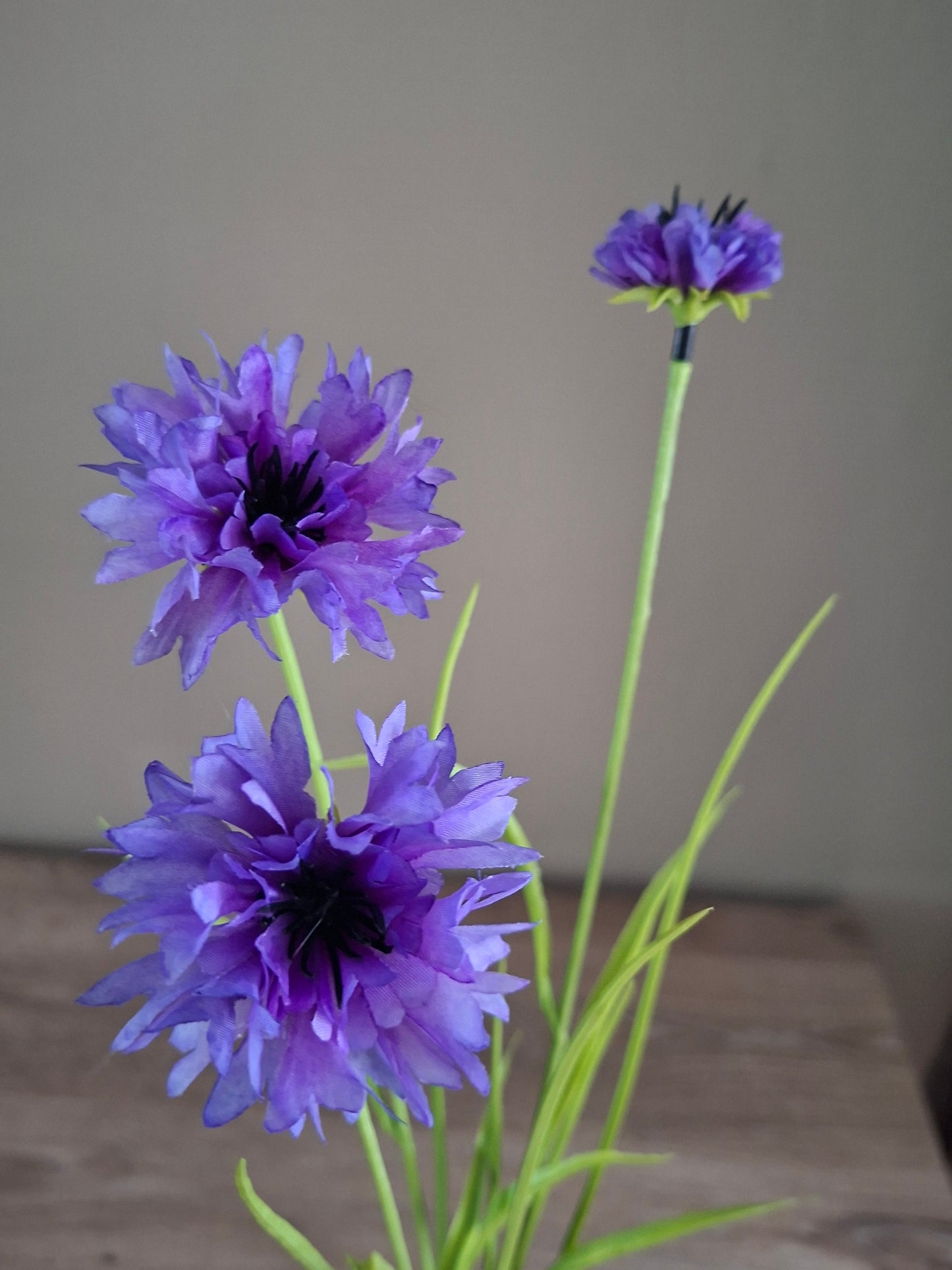 Korenbloem Blauw-Paars Kunstbloem – Natuurlijk en Kleurrijk Bloemenaccent