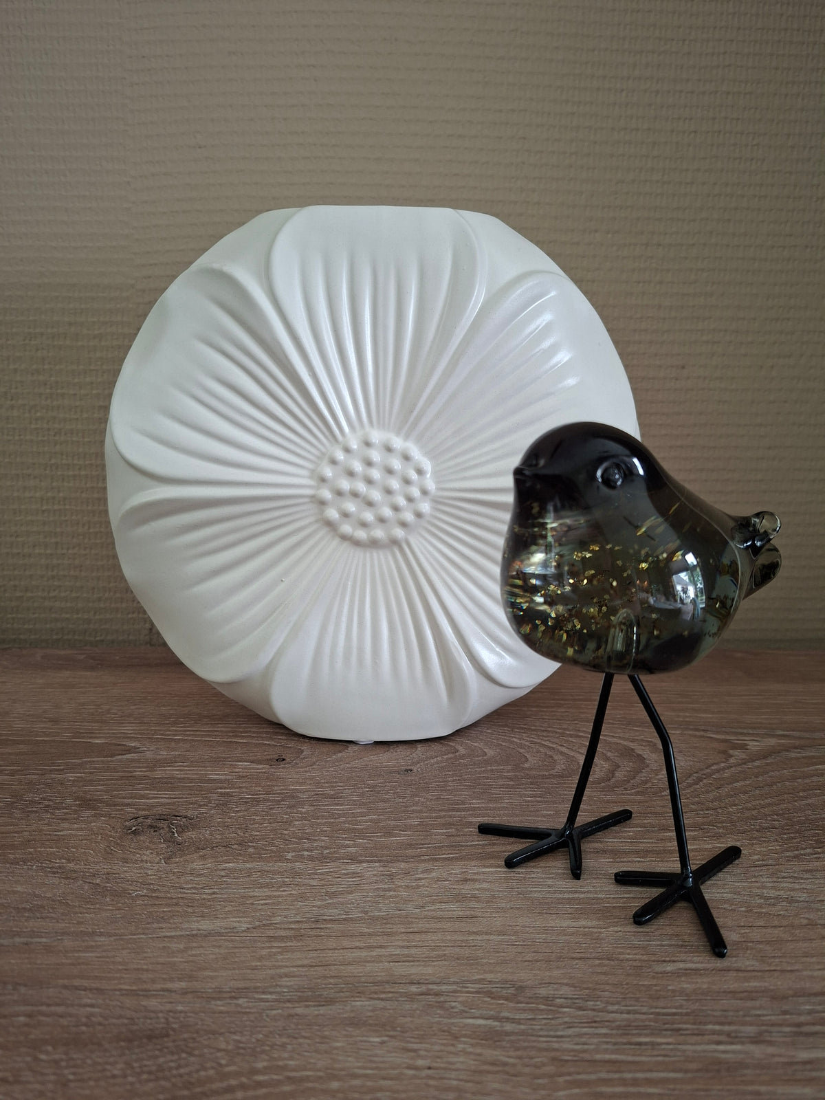 Vaas petal – wit, L22,5 x B6,5 x H21 cm