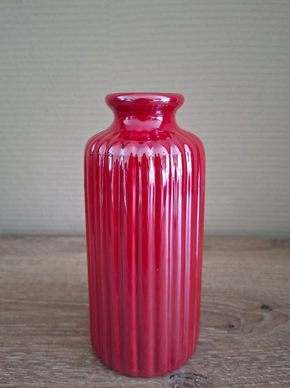 Keramieken Vaas met Reliëf en Electroplated Afwerking – Rood & Roze | Ø7 x H15,5 cm