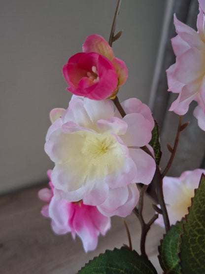 Bloesemtak Kunstbloem – Donkerroze & Wit | Decoratieve Bloesemtak | L75 cm
