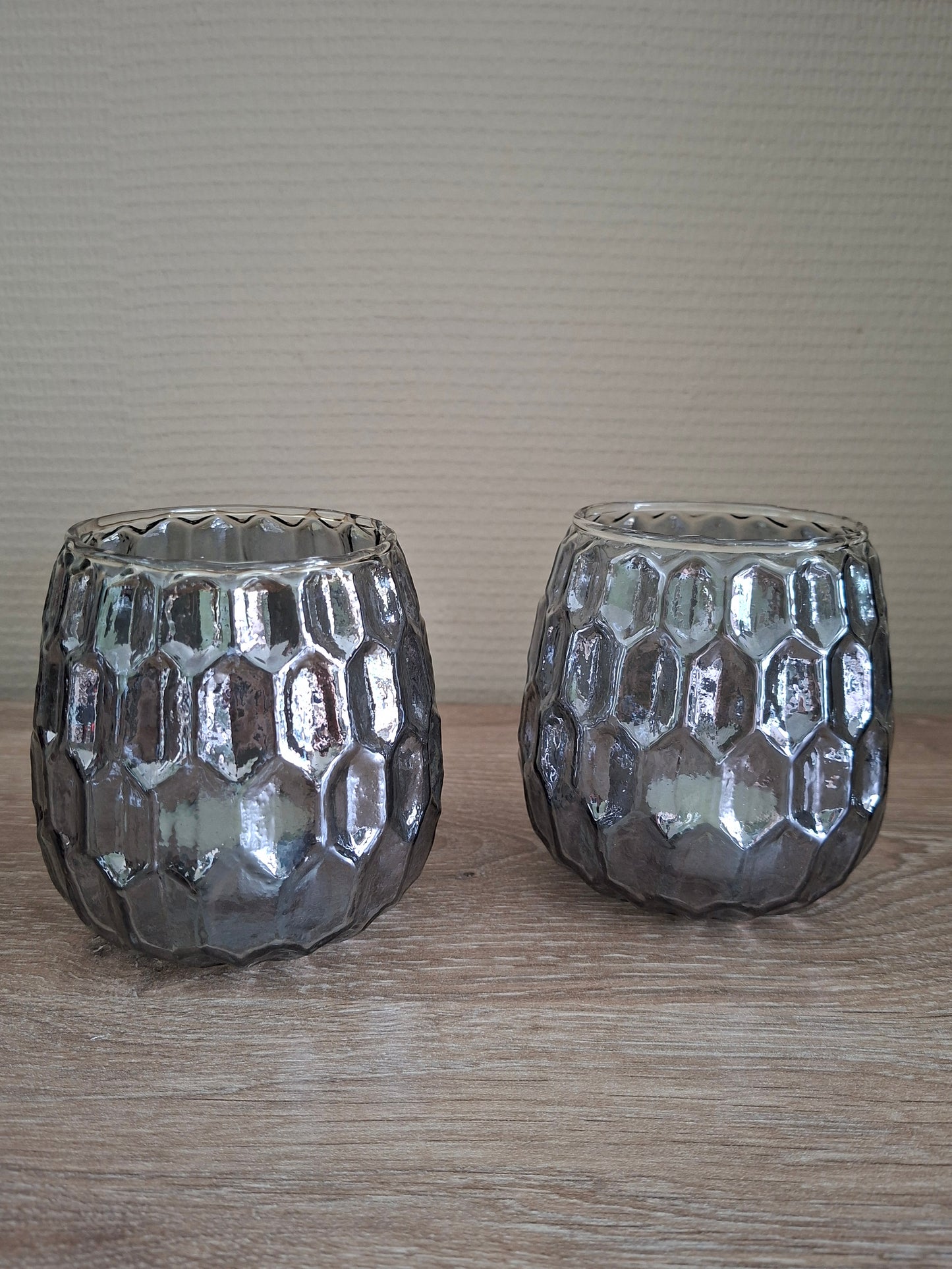 Set van 2 glazen theelichthouders 10x10 cm – stijlvol en sfeervol woonaccent