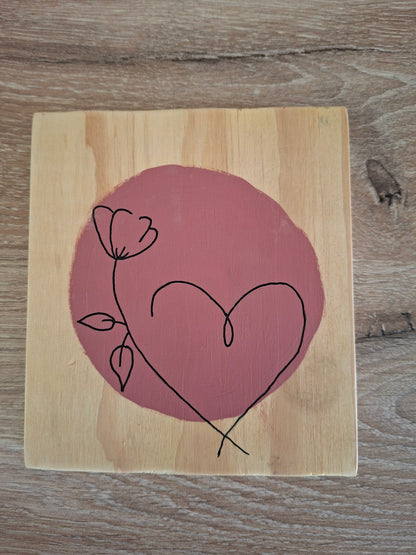 Handgemaakt Houten Kunstwerk – Hartje met Bloem | Lijntekening | Terra Roze