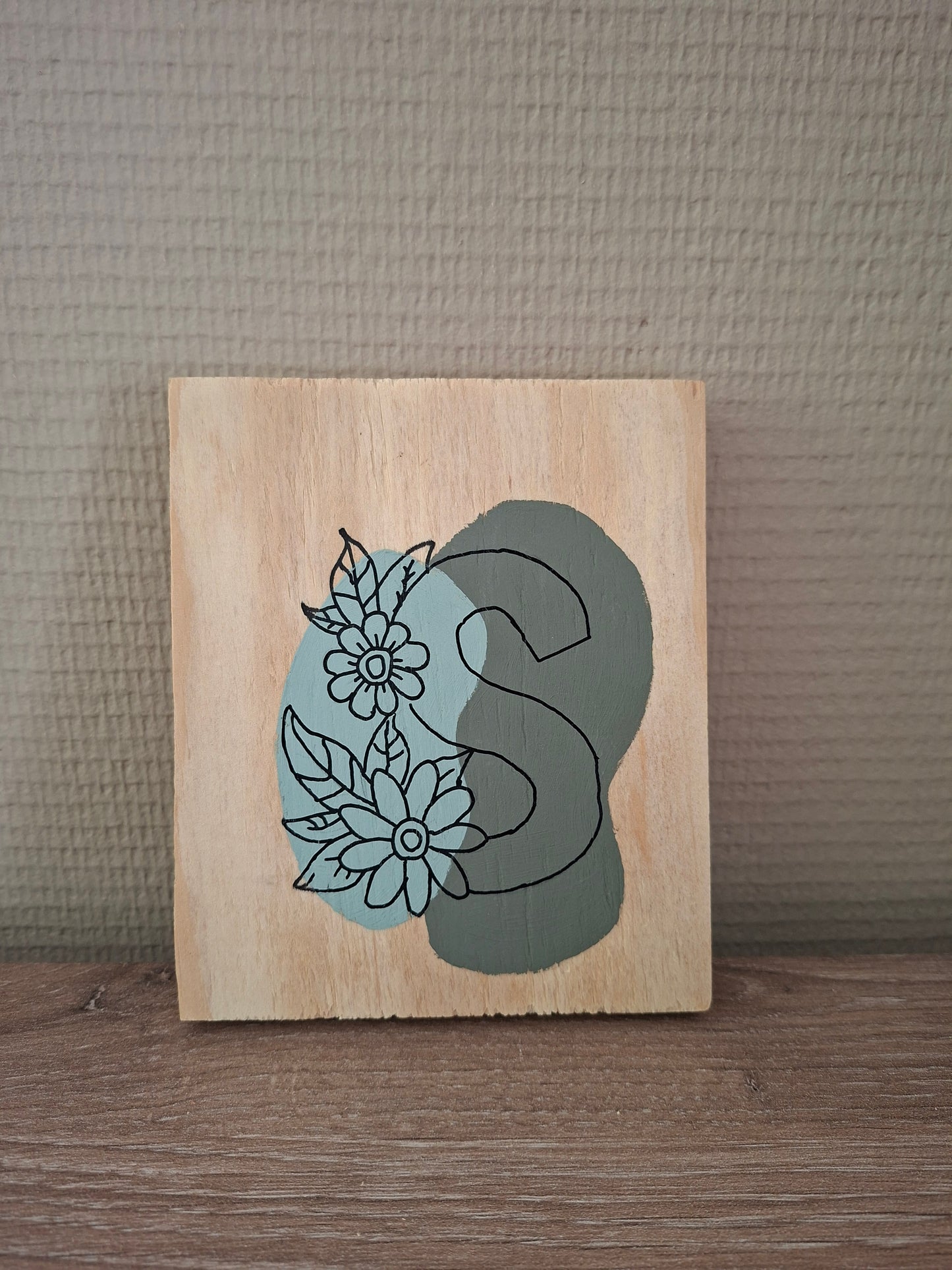 Handgemaakt Houten Kunstwerk – Letters | Lijntekening