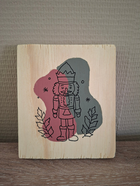 Handgemaakt Houten Kunstwerk – Notenkraker | Lijntekening | Terra Roze & Olive