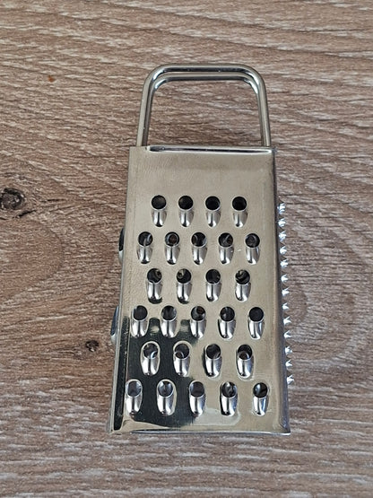 Metalen Rasp Zilver – Voor Amberblokjes & Geurverspreiding